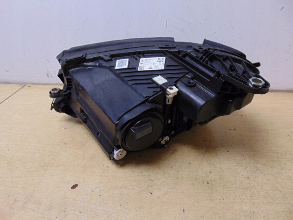 фото №9, Лампа правая перед mercedes w213 a2139068409 europa