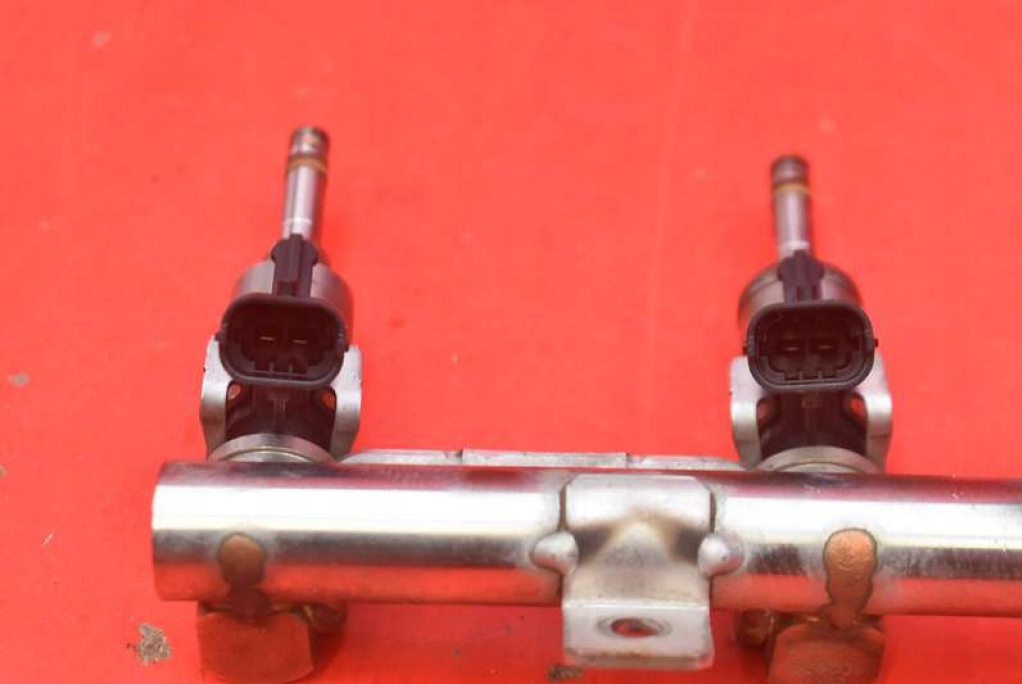 фото №8, Молдинг впрыскная форсунки n18b16a 7537319 mini cooper one r56 1.6 t 184 km