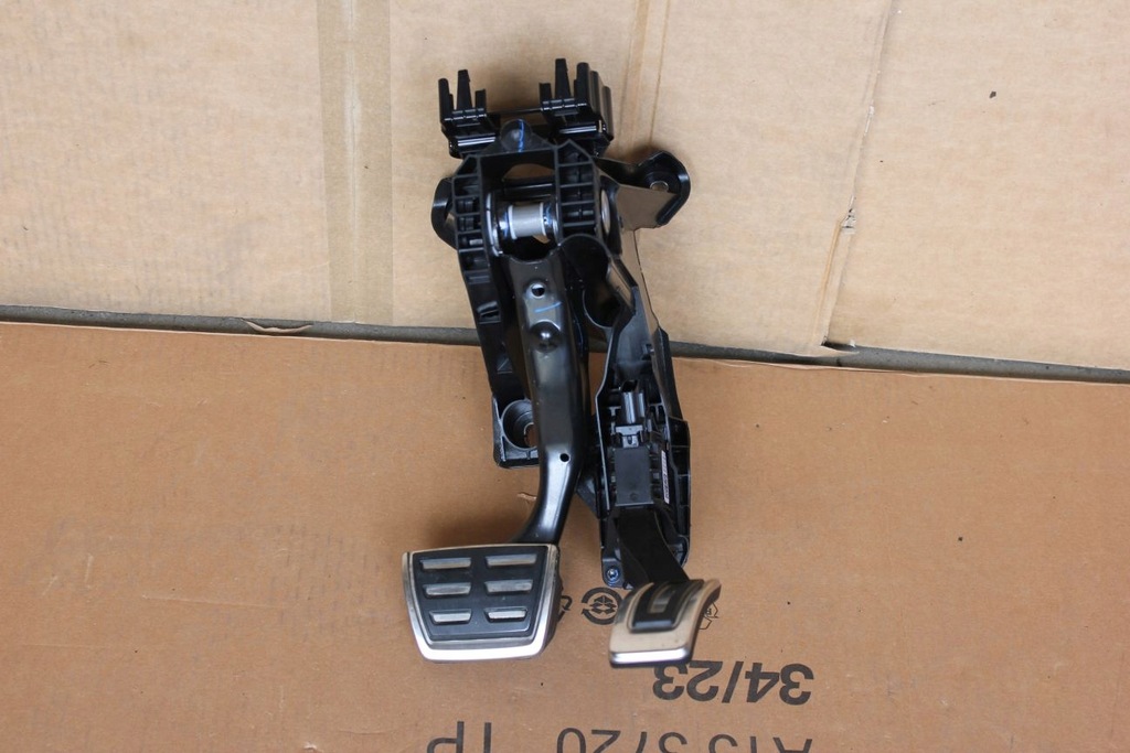 фото №8, Педали ускорения тормоза vw atlas 5qn723058b