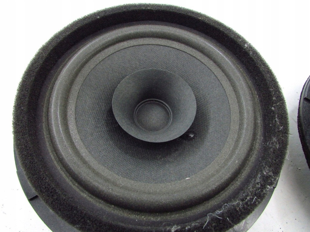 фото №4, Suzuki kizashi sx4 динамик дверь перед задняя 39102-63j50