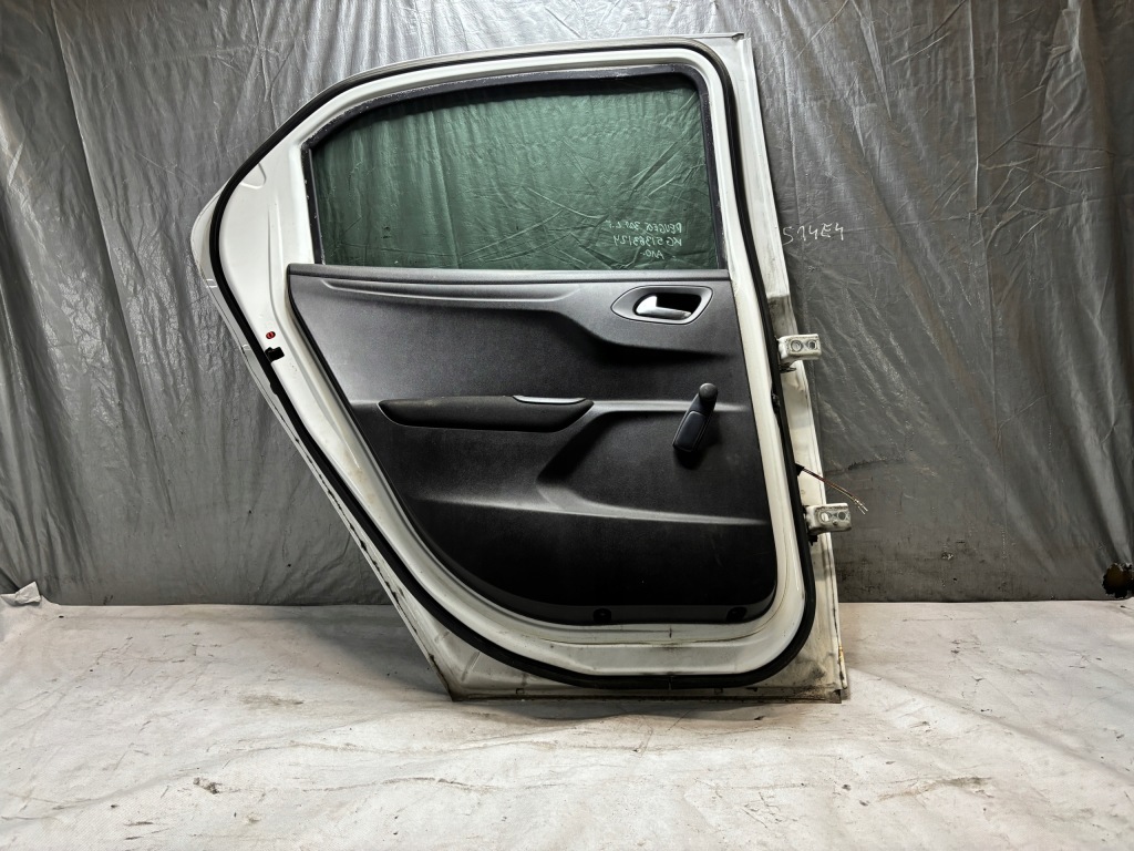 Дверь левая задний peugeot 301 k: ewp Недорого