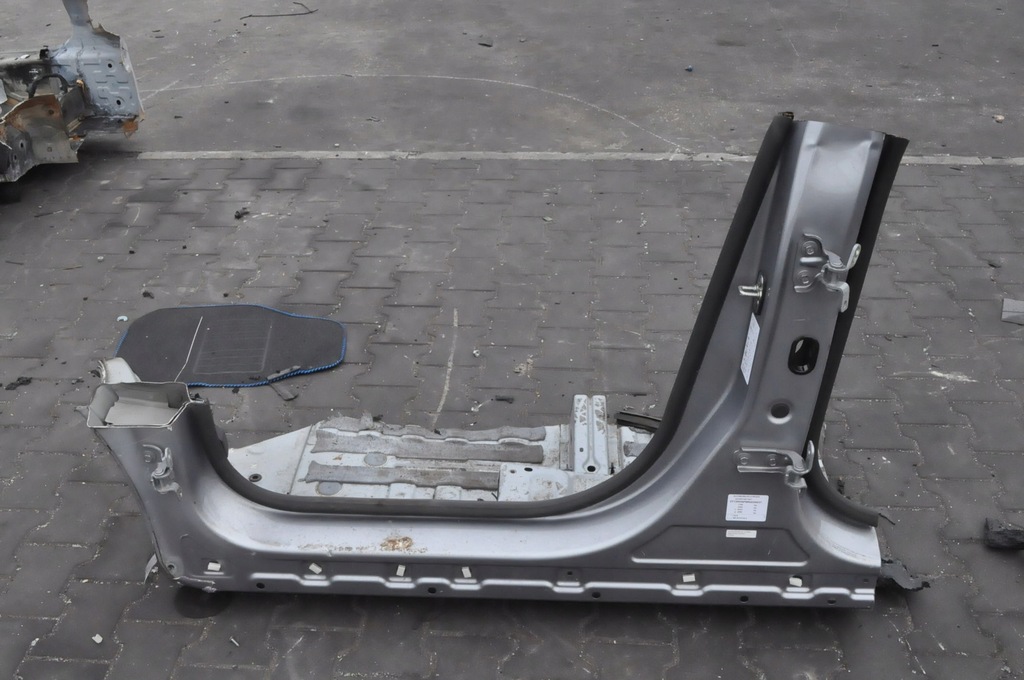 фото №1, Citroen c3 aircross 2022r порог левый блок двигателя средний