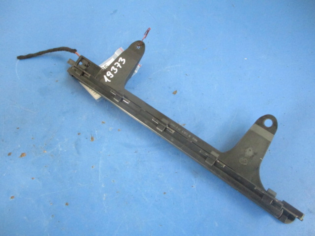 фото №1, Audi a2 8z третій світло стоп кришки 8z0945097