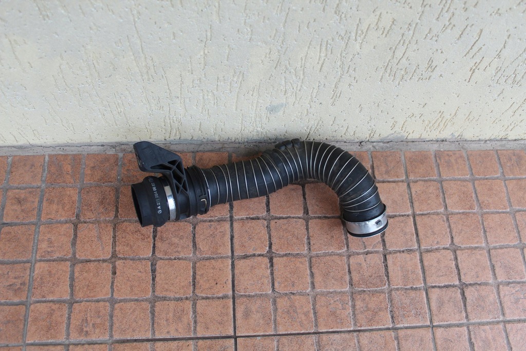 фото №1, Труба шланг интеркулер mercedes w203 1.8 k