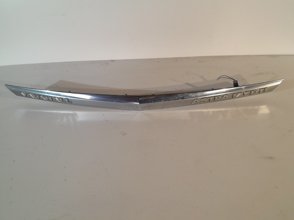 фото №1, Молдинг накладка микровыключатель крышки задняя opel astra h