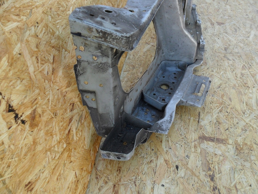 фото №10, Suzuki xl7 2006- усилитель передний