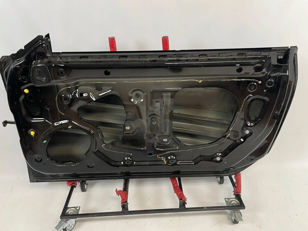 фото №8, Chevrolet camaro ss дверь правое пассажира 2016-18