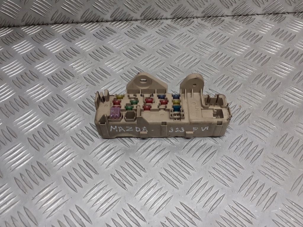 фото №1, Коробка запобіжників mazda 323 f 2.0
