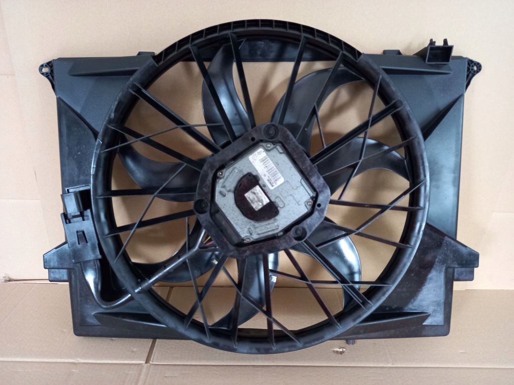 фото №1, Вентилятор радиатора mercedes sl r230 a2305000093