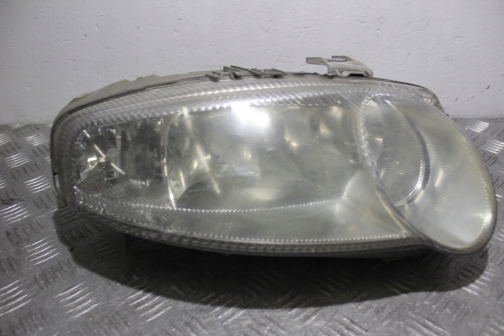 фото №1, Лампа права передня alfa romeo 147