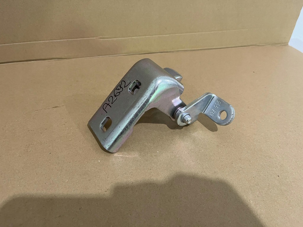 фото №1, Opel insignia a петля дверь es03-a046574