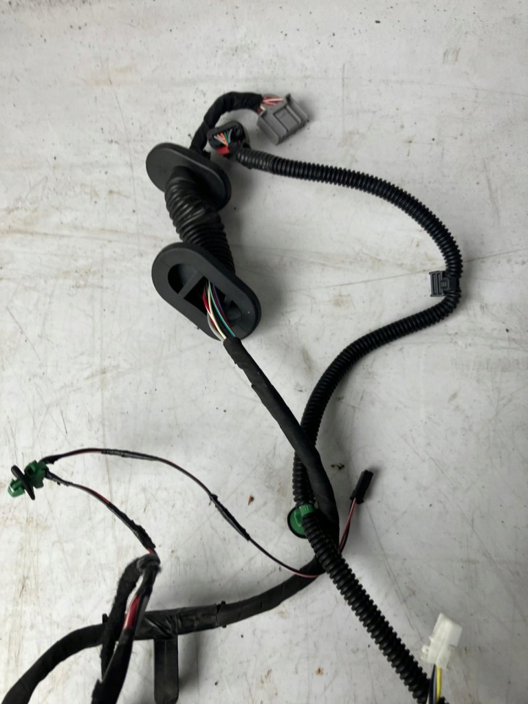 фото №4, Джгут двері лівий задня tesla model s 1004425-00