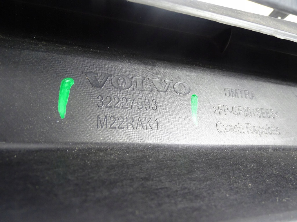 фото №8, Воздуховод воздуха volvo xc40 lift ev400 18- /xp1