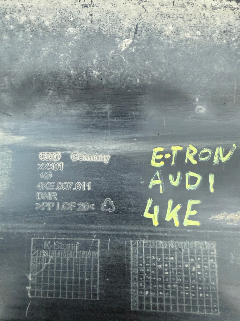 фото №11, Audi e-tron 4ke захист бампера перед