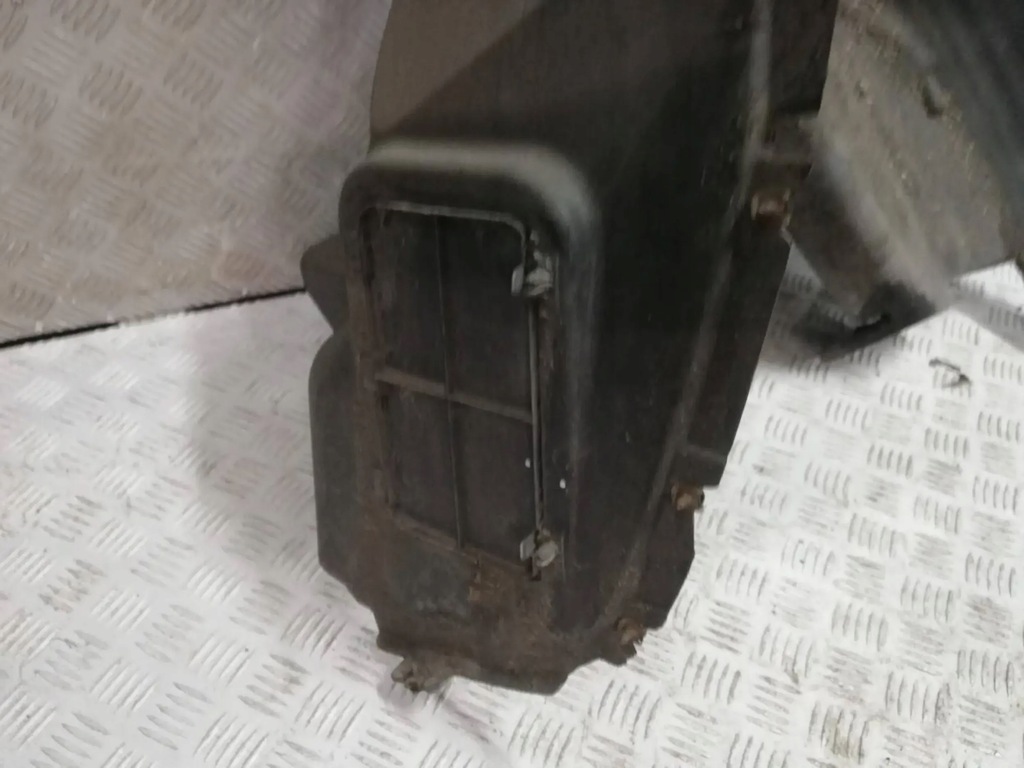 фото №2, Jeep renegade підкрилок праве задня