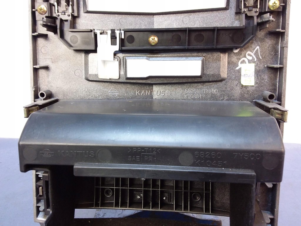 фото №4, Nissan maxima a34 рамка панель панели 682607y100