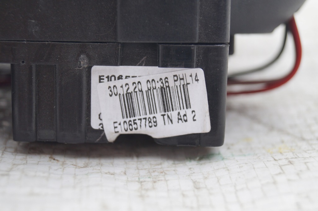 фото №9, Переключатель комбинированный komabjn лента подушки безопасности dacia logan ii 2 lift 17-20