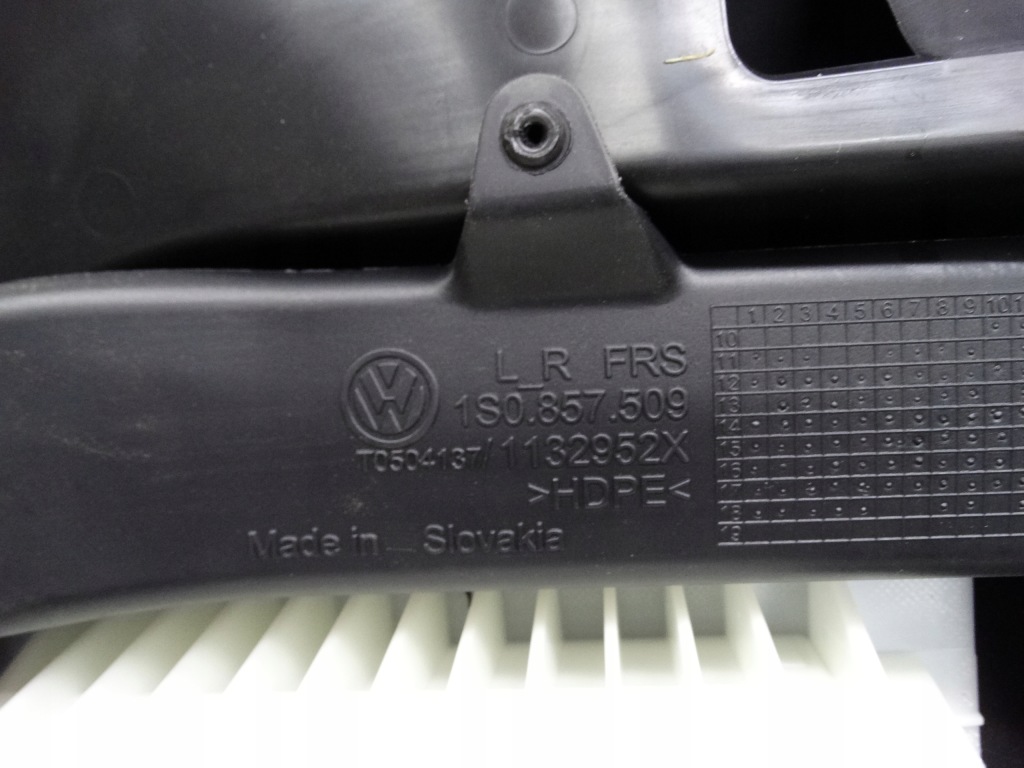 фото №14, Vw up 11-16 1s консоль приборная панель оригинальная nieregenerowana 1s1857002bs