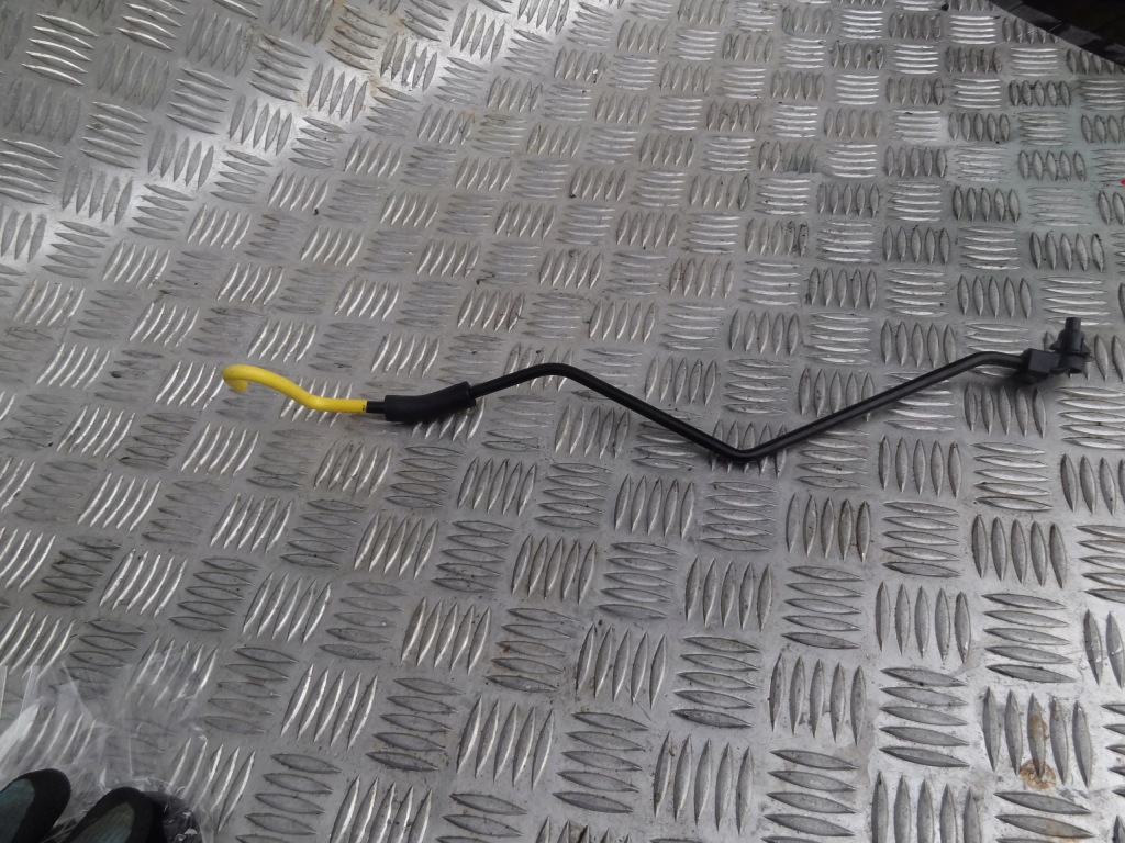 фото №1, Opel astra vi l 2023 подножка подпорка капот кронштейн оригинал