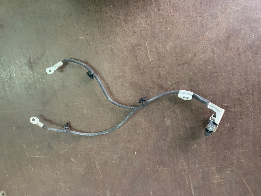 фото №1, Peugeot 2008 ii 3008 ii 1.2 thp клема мінусова