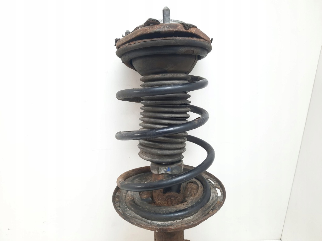 2008 toyota avensis t270 амортизатор передний ze пружина 485205310 Киев