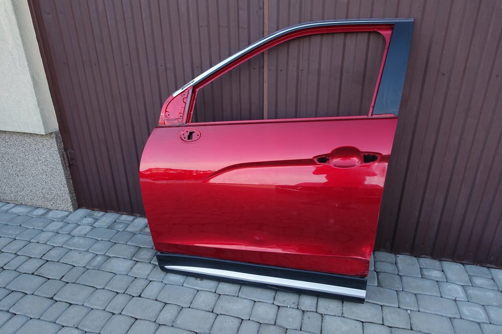 фото №1, Mitsubihi eclipse cross дверь передние левая молдинг нижняя