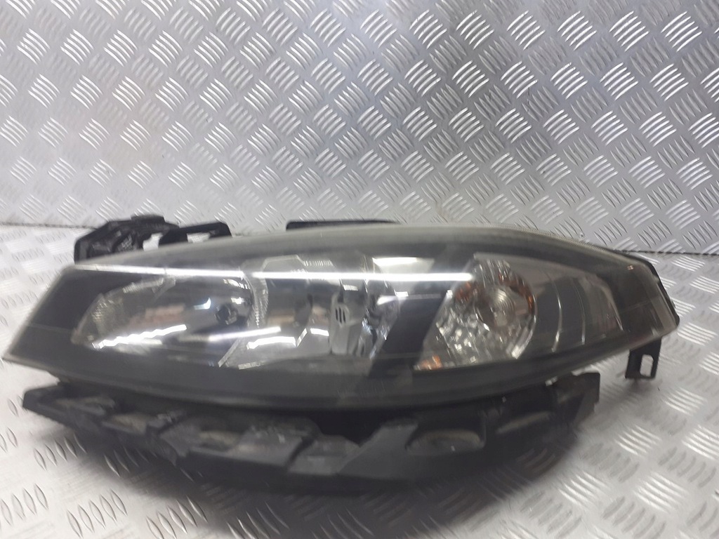 фото №1, Лампа ліва передня renault laguna ii 1.9 dci 8200481196