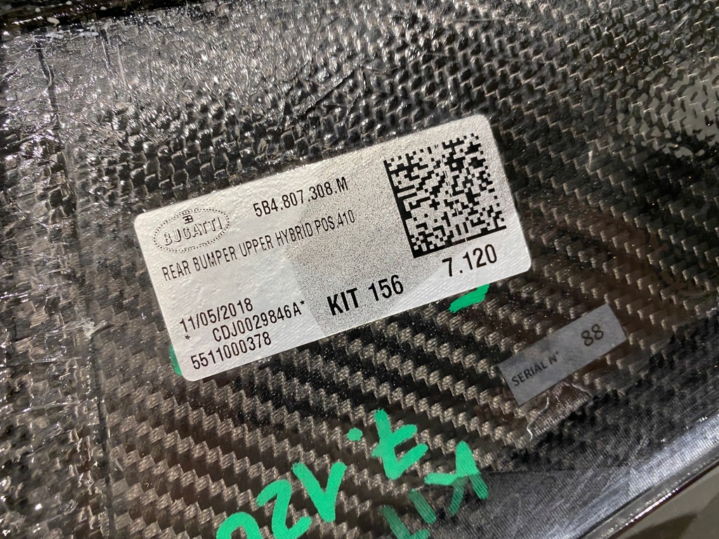 фото №8, Bugatti chiron карбон задній бампер 5b4803437