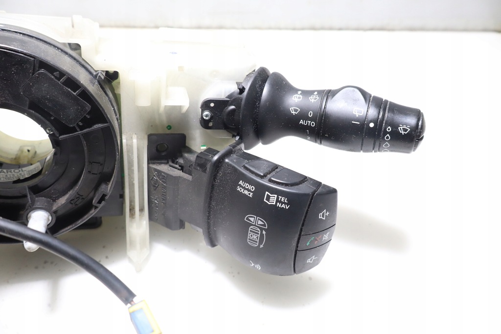 фото №3, Переключатель комбинированный света renault laguna iii