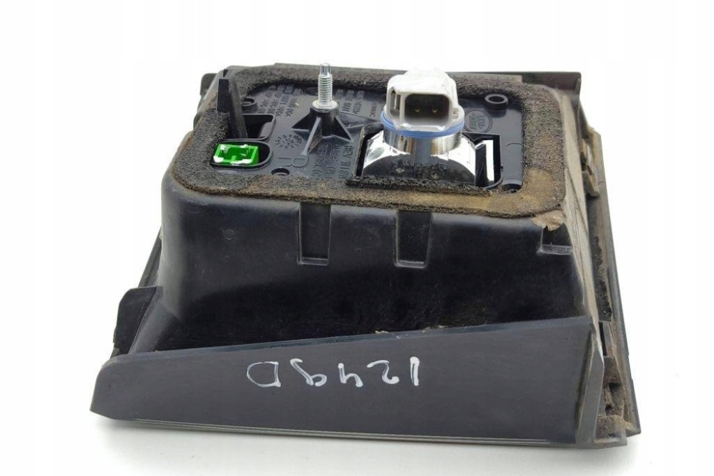 фото №8, Правая лампа крышки багажника land rover discovery sport l550 fk7213192ae