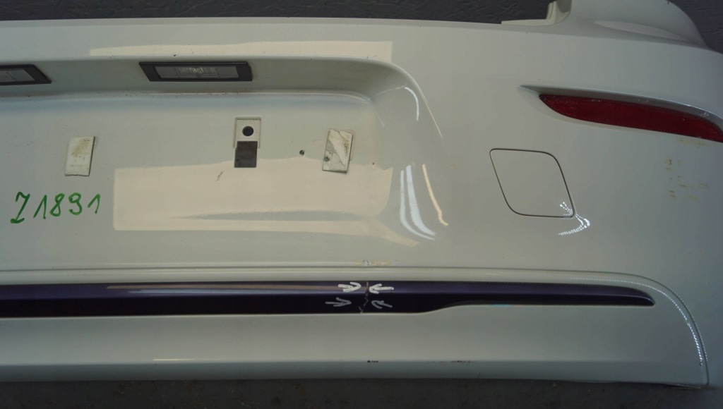 Bmw f20 рестайлінг  sport бампер задній z1891 13w Зі Шроту