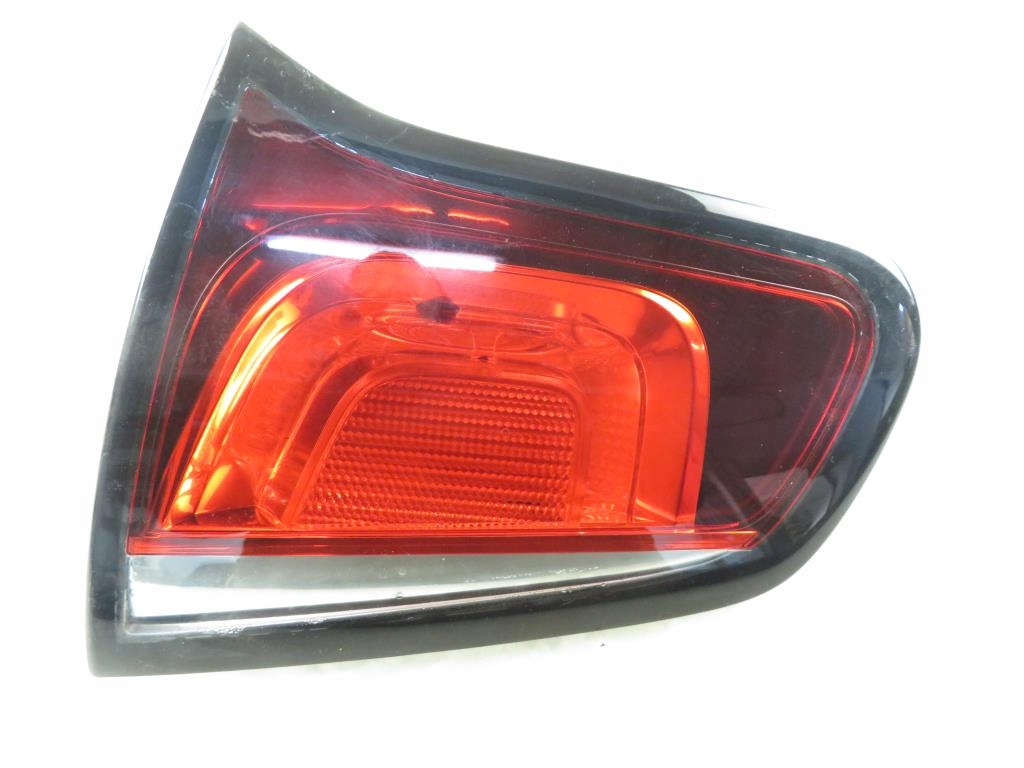 фото №1, Лампа крышки правый задняя citroen c3 ii lift