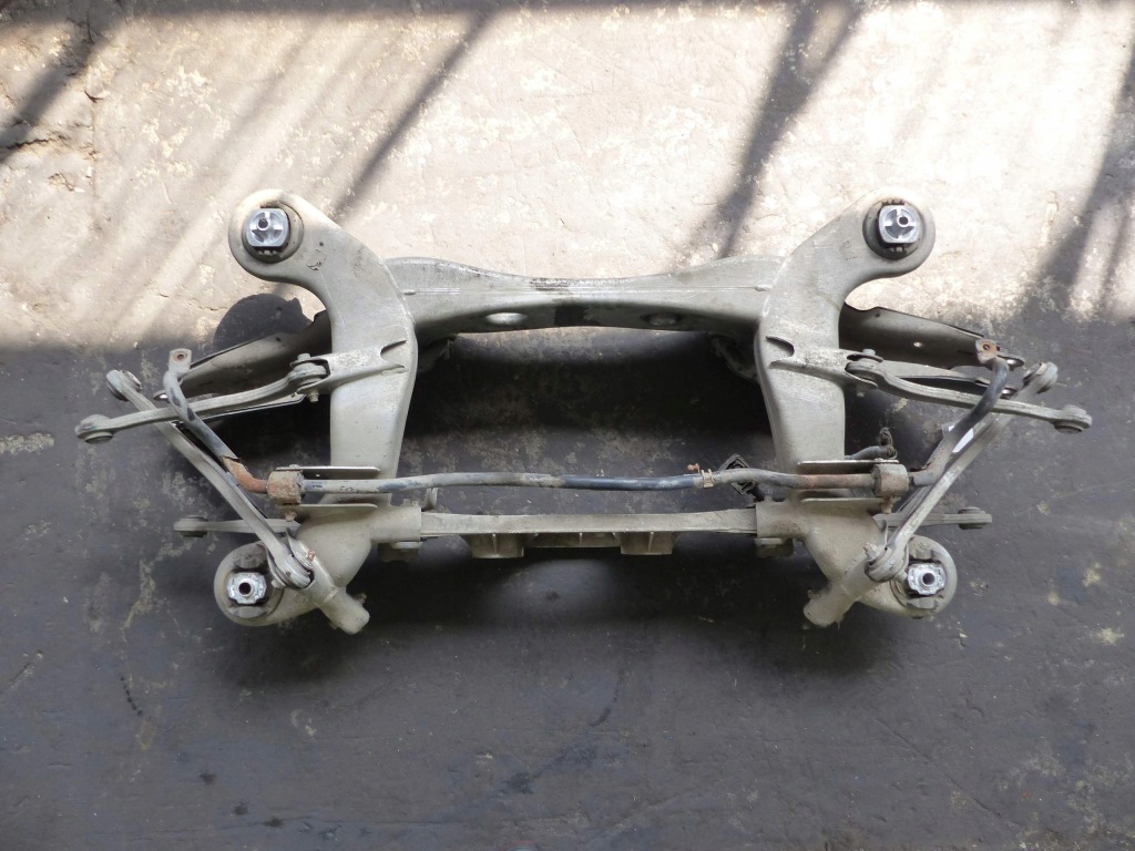 фото №4, Балка задняя задняя подвеска подрамник mercedes s w221