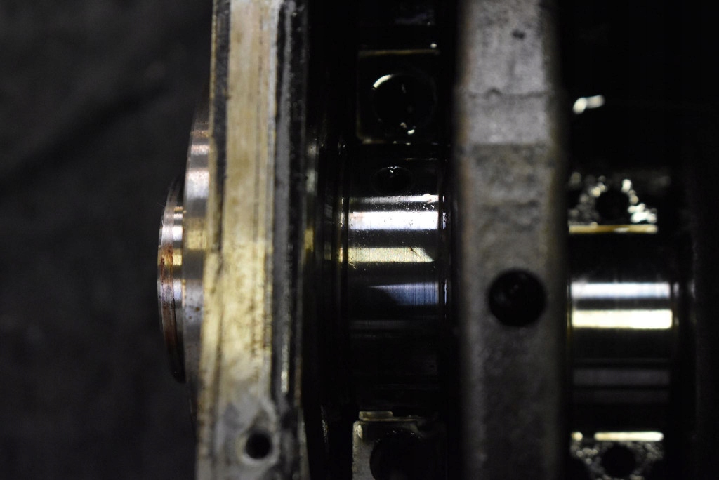 Блок низ  двигуна wał 6110110501 mercedes c-klasa w203 2.2 cdi 122 km 00-04 в Україні