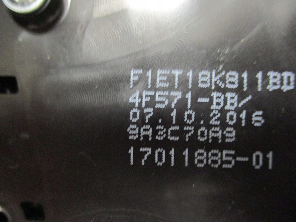 фото №9, Ford focus mk3 панель радио f1et18k811bd
