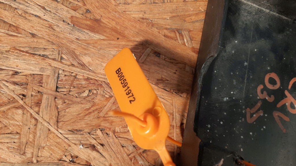 фото №8, Honda crv ii 02-06 подкладка рамка номерного знака оригинал 71180-s9a0-g0