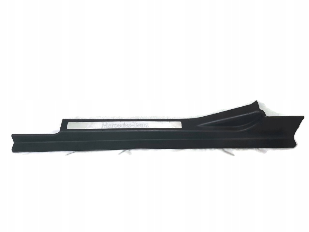Купити Mercedes w203 накладка порога  лівий передні  a2036800735
