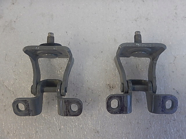 фото №1, Vw golf vii петля крышки задний 5g6827301c