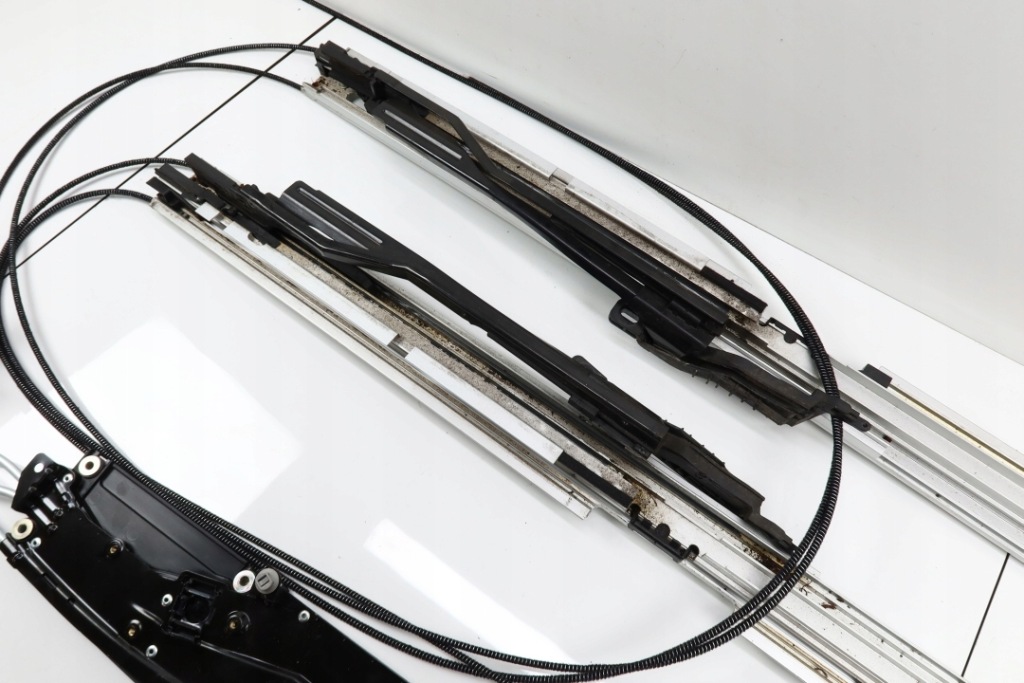 фото №6, Mercedes w246 b-klasa люк механизм трос направляющие тросы панорама