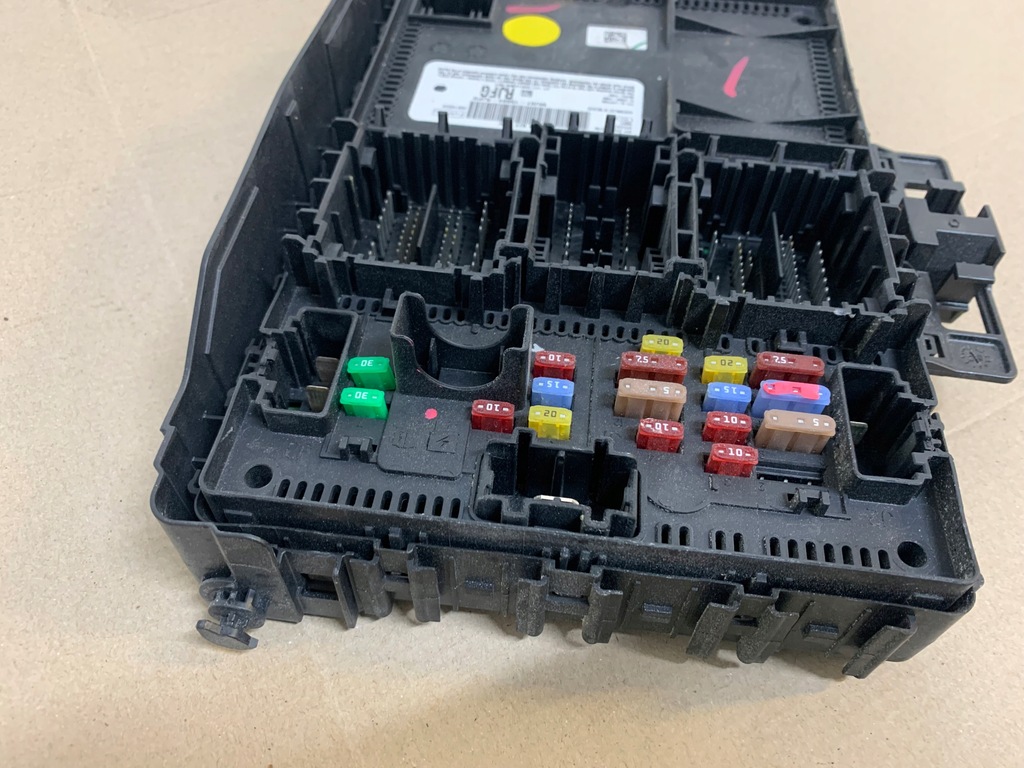 фото №11, Ford mustang mach-e 21r 75.7 kwh коробка предохранителей bcm оригинал