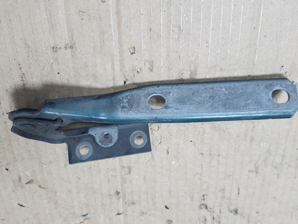 фото №2, Петля audi a4 правый перед