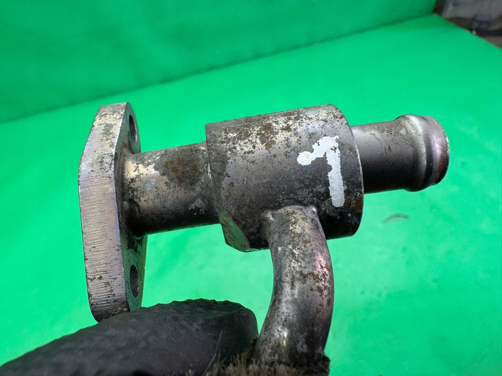 Трубка шланг масла масляный турбины левый audi a8 d4 4.2 v8 tdi 09- с Разборки