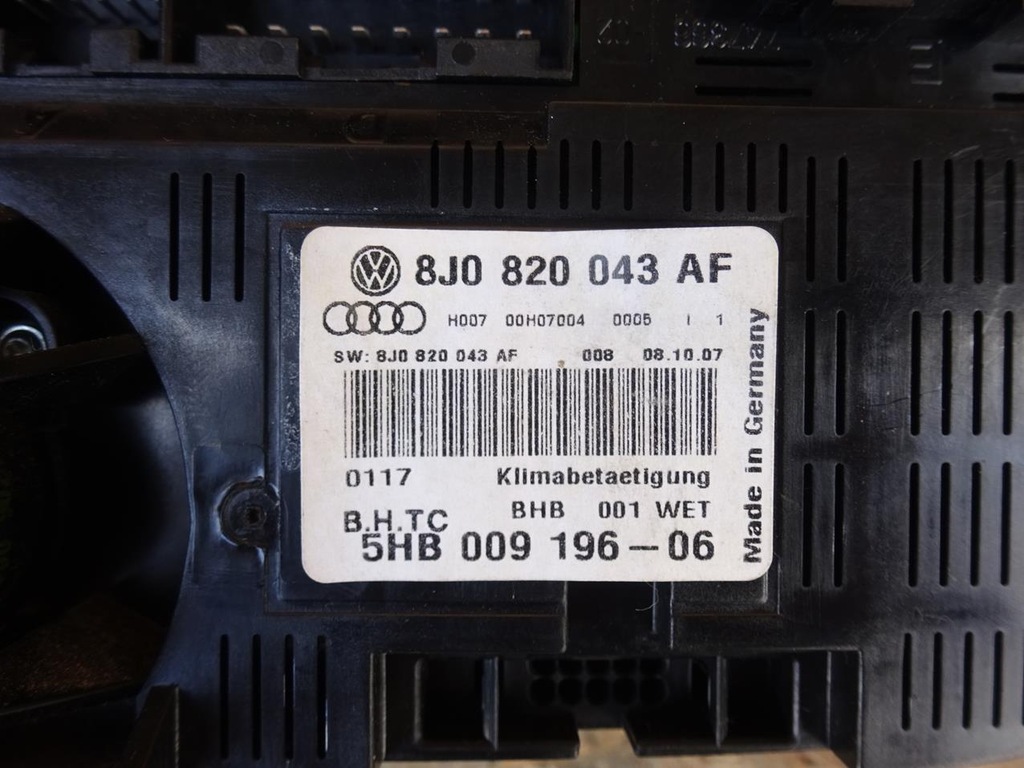 фото №10, Audi tt 8j панель обдув кондиционера 8j0820043af