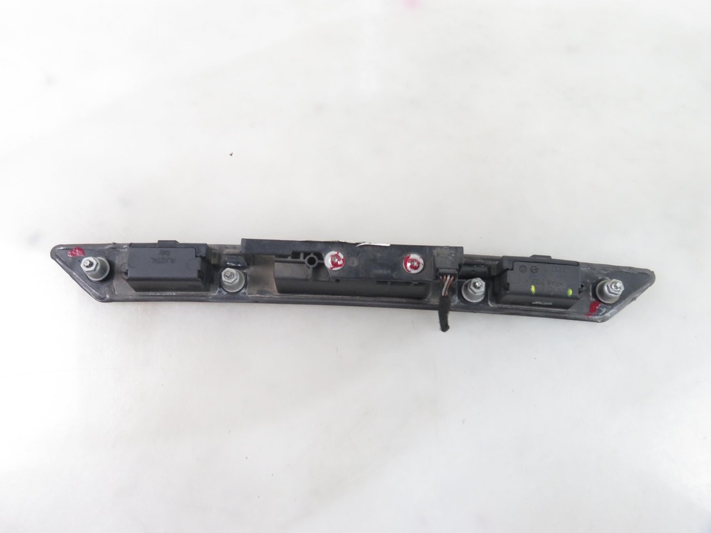 фото №9, Накладка кришки audi a3 8p 8p4827574