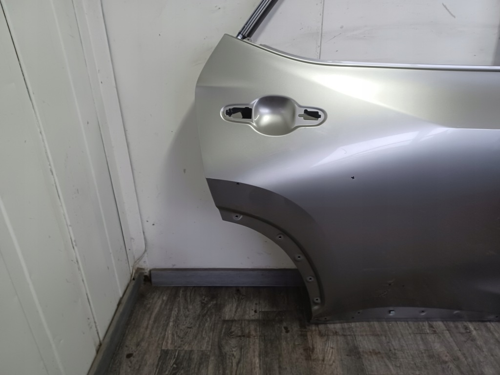 Двері ----- lexus nx ii 2021-2026 ------ задні праве ---- Ціна