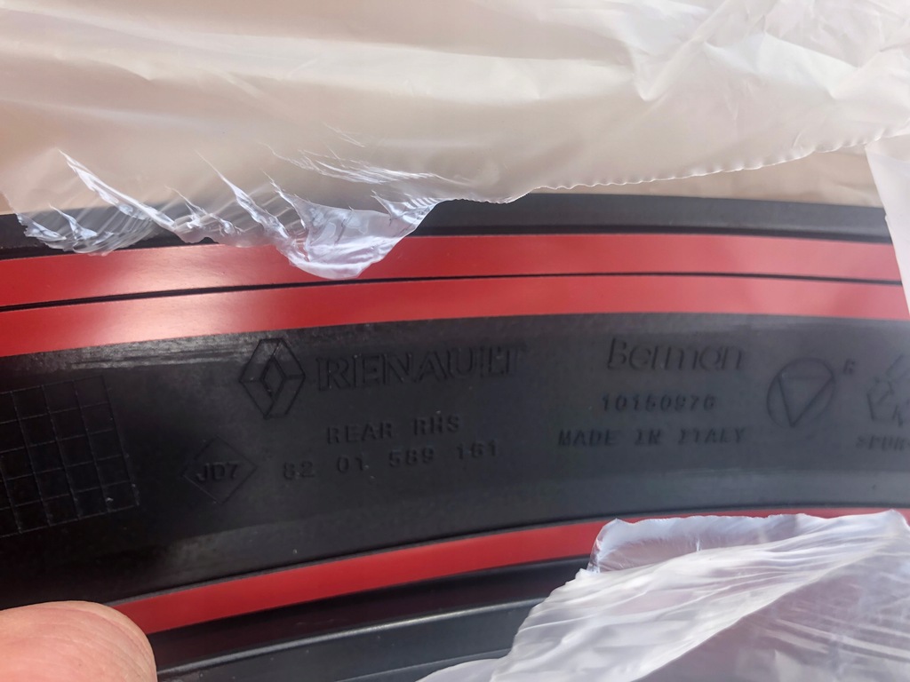 фото №8, Молдинг накладки крила renault kadjar berma