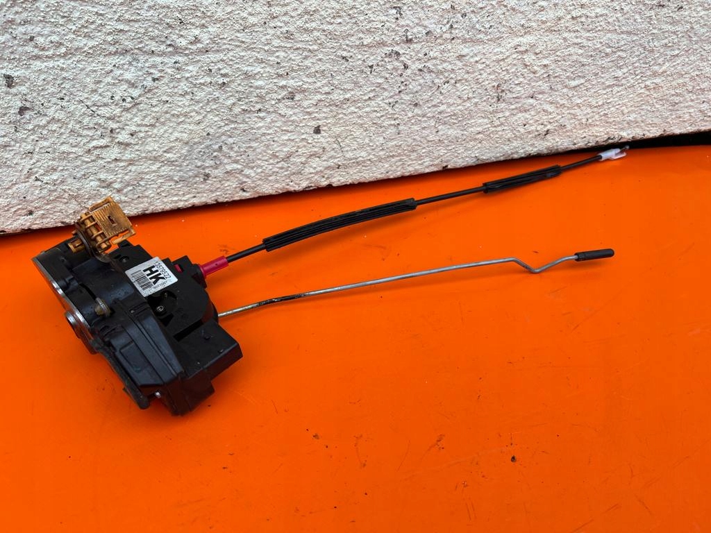 фото №1, Opel zafira c замок дверь левый перед europa org.