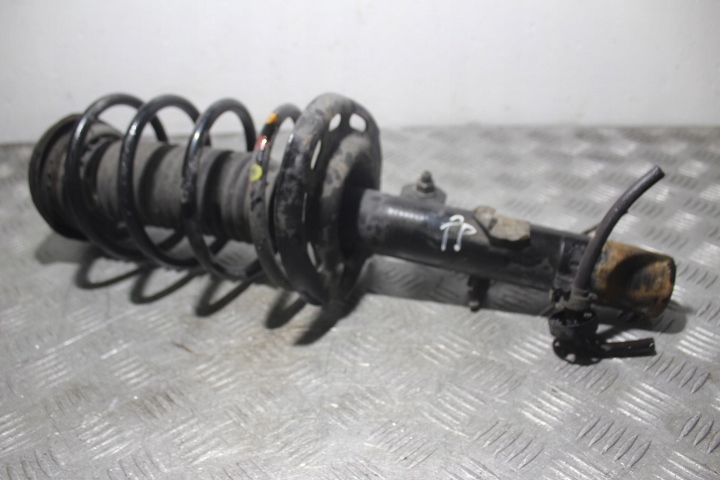 фото №1, Амортизационная стойка правый перед peugeot 2008 i lift 1.2