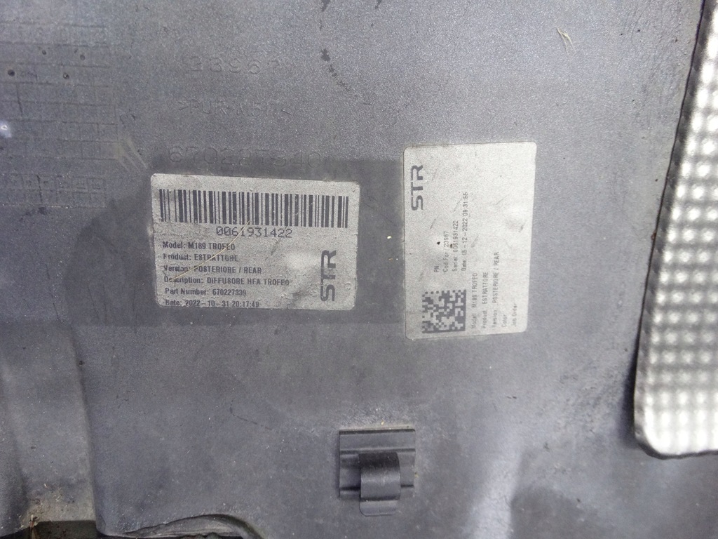 фото №13, Maserati granturismo ii trofeo m189 спойлер бампера задняя накладка 670227340