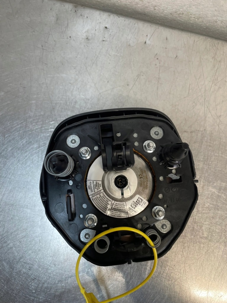 Подушка безопасности подушка водителя renault zoe 985708905r Недорого